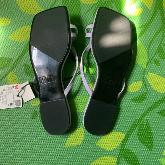 ZARA FLAT STRAPPY SANDALS - Picture 5 of 6